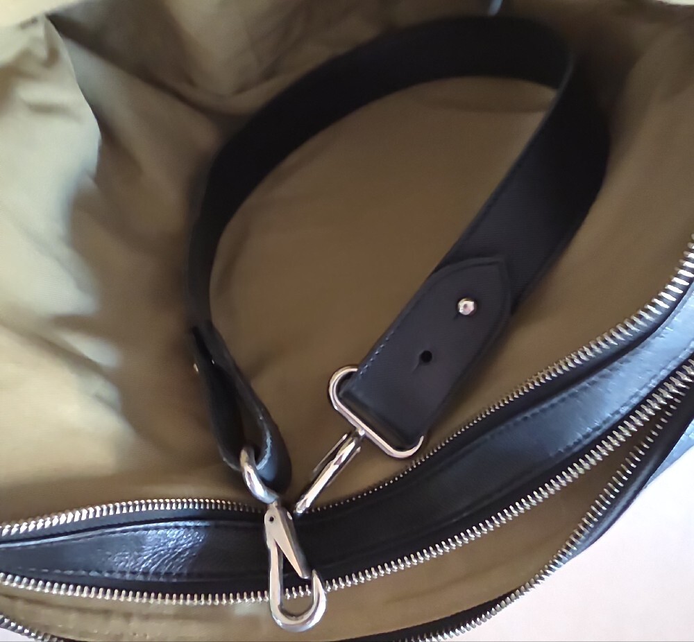 Cole Haan Black Leather Briefcase - Picture 14 of 14